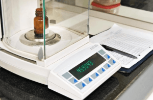 TIMBANGAN FARMASI DIGITAL