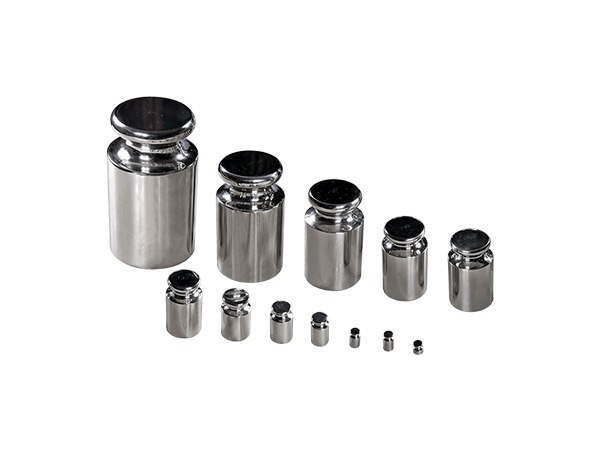 Anak Timbangan dari Stainless Steel vs Kuningan: Mana yang Lebih Stabil?