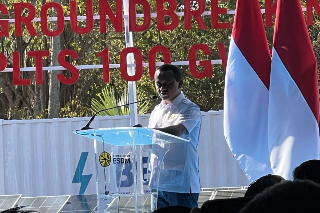 Launching dan Groundbreaking Program PLTS 100 GWp