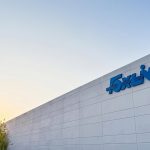 AI Factory Foxlink dengan robot dan smart manufacturing