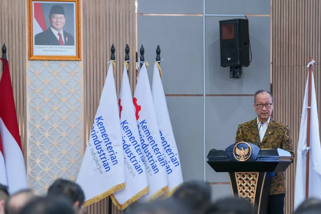 Industri makanan dan minuman Indonesia di lini produksi